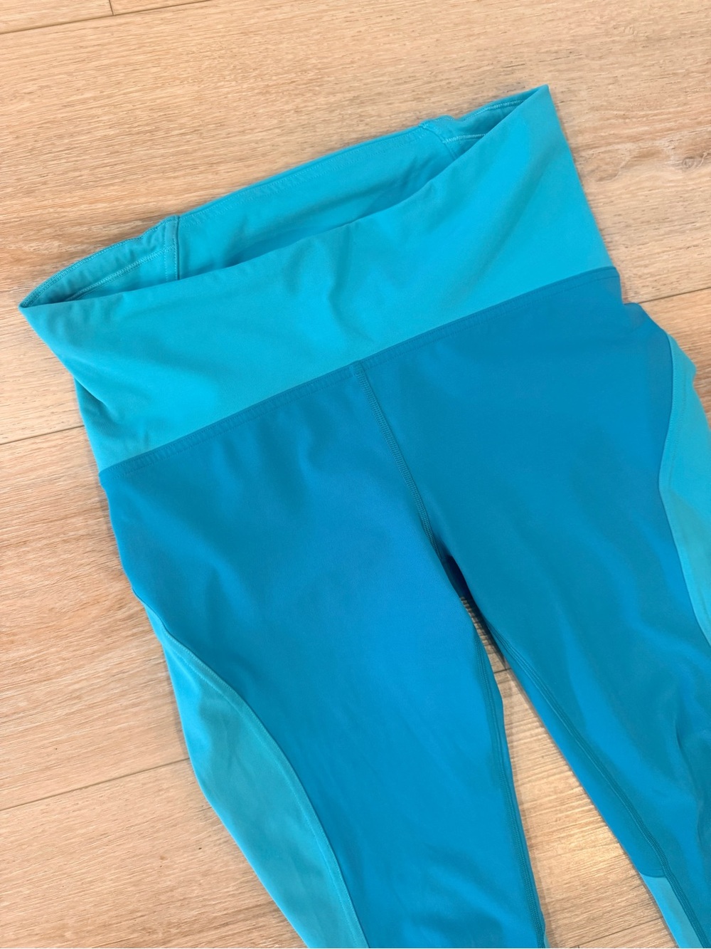 Lululemon Train Times 7/8 Pant *Blocked 25" - Size 8 - Picture 9 of 12